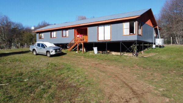 amplia casa en parcela sector la moto villarrica